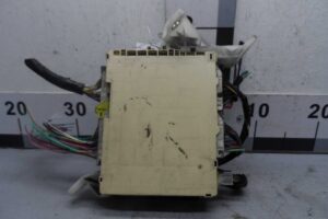 Изображение товара 142005 - 00142005 blok predokhranitelej Subaru Legacy 2