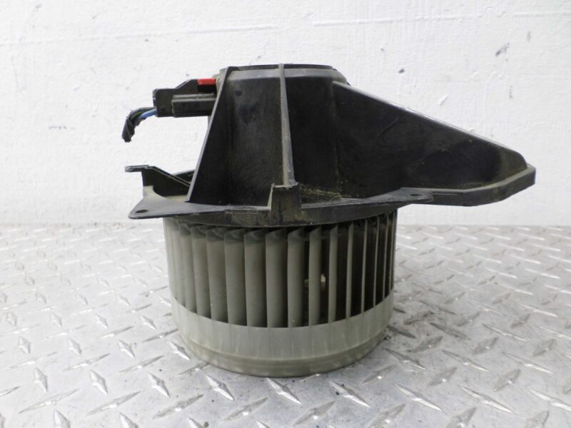 Изображение товара 142054 - 00142054 ventilyator otopitelya (motorchik pechki)