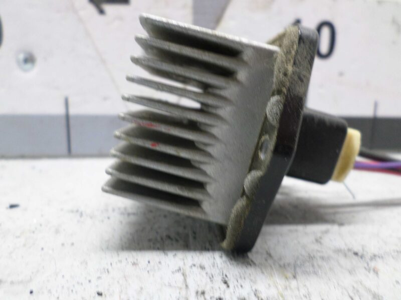 Изображение товара 142102 - 00142102 rezistor otopitelya