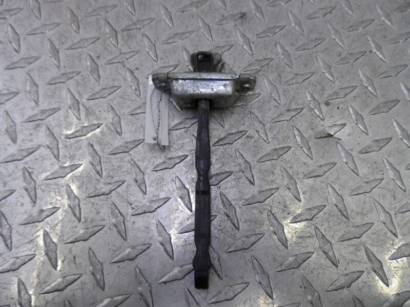 Изображение товара 142269 - 00142269 ogranichitel dveri Mercedes CLA