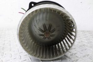 Изображение товара 142285 - 00142285 ventilyator otopitelya (motorchik pechki) Porsche Macan 3