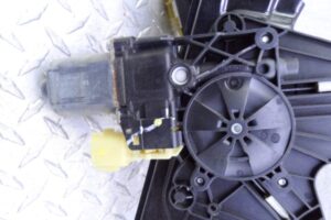 Изображение товара 142453 - 00142453 steklopodemnik perednij pravyj Chevrolet Aveo 3