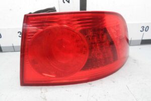 Изображение товара 142563 - 00142563 fonar kryla pravyj Toyota Carina E