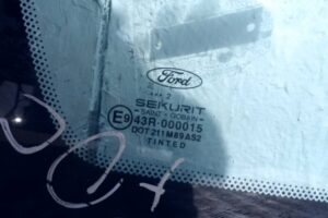 Изображение товара 142572 - 00142572 steklo kuzovnoe pravoe Dodge Nitro 1