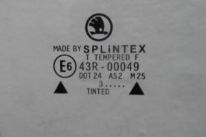 Изображение товара 142593 - 00142593 steklo dveri zadnej pravoj Peugeot 106 2