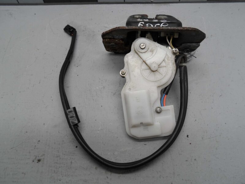 Изображение товара 142878 - 00142878 zamok bagazhnika Ford Kuga