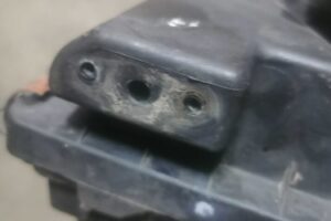 Изображение товара 142899 - 00142899 korpus vozdushnogo filtra Peugeot 207 2