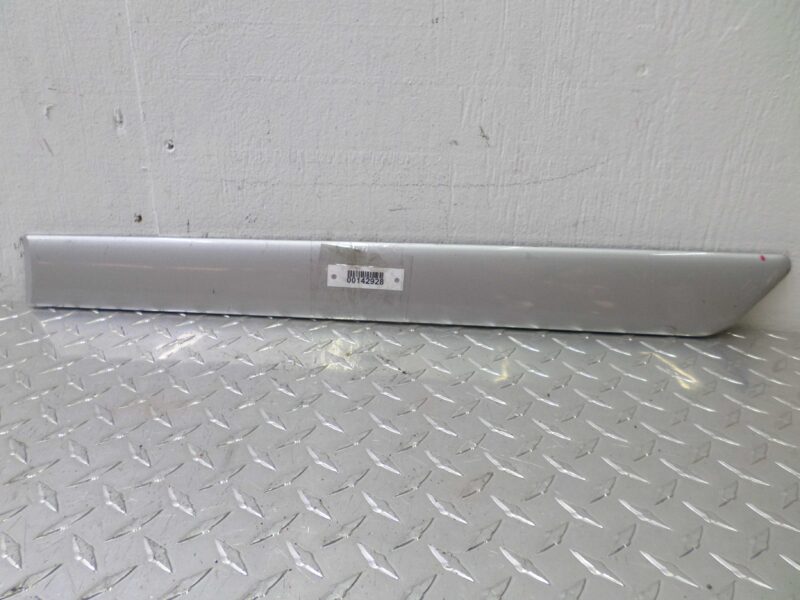 Изображение товара 142928 - 00142928 nakladka dveri (molding) Peugeot 107