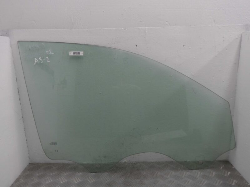 Изображение товара 142965 - 00142965 steklo dveri perednej pravoj Toyota Matrix