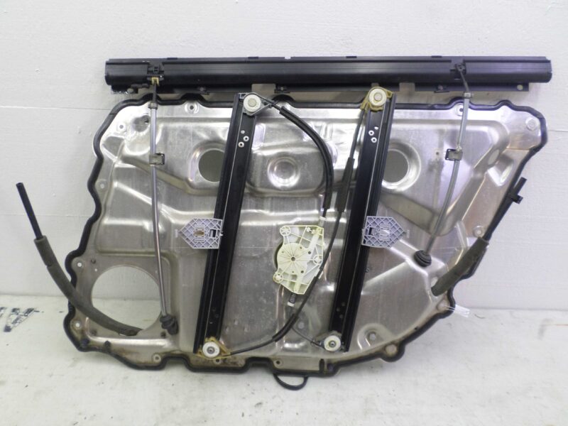 Изображение товара 142969 - 00142969 steklopodemnik zadnij levyj