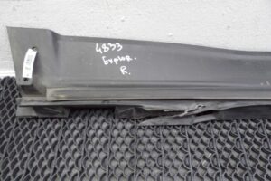 Изображение товара 143099 - 00143099 porog plastikovyj pravyj Skoda Yeti 1