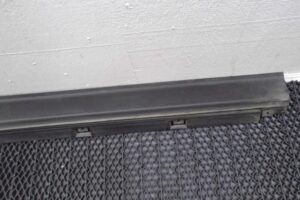 Изображение товара 143099 - 00143099 porog plastikovyj pravyj Skoda Yeti 2