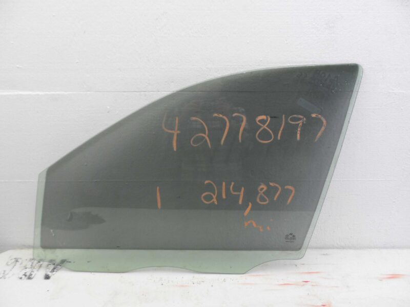 Изображение товара 143245 - 00143245 steklo dveri perednej levoj