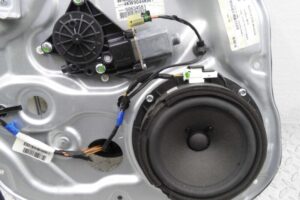 Изображение товара 143338 - 00143338 steklopodemnik zadnij levyj Audi TT 2