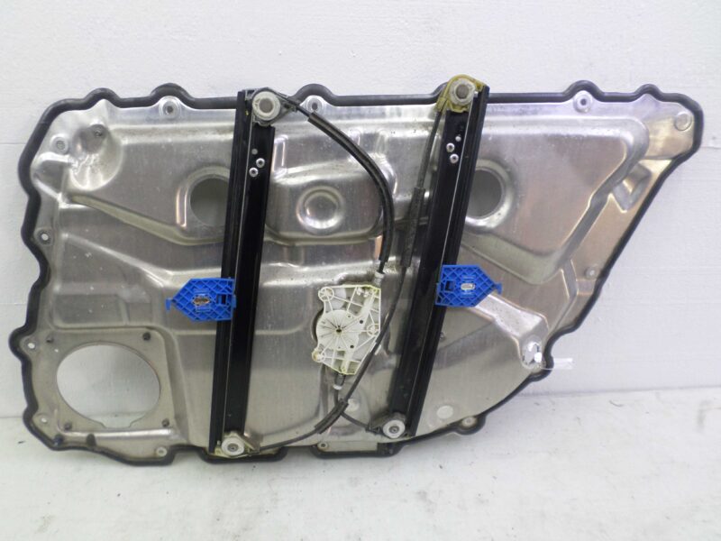 Изображение товара 143375 - 00143375 steklopodemnik zadnij levyj