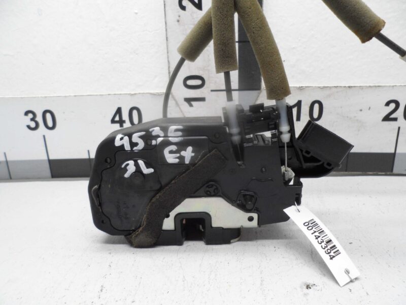 Изображение товара 143394 - 00143394 zamok dveri zadnej levoj Toyota Hiace