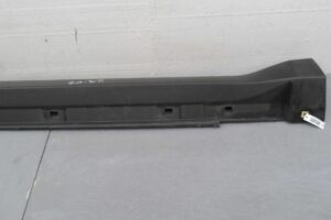 Изображение товара 143414 - 00143414 porog plastikovyj pravyj Peugeot 107 3