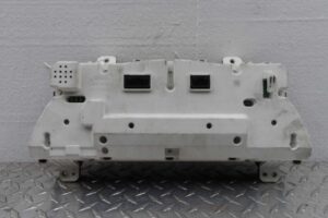 Изображение товара 143449 - 00143449 schitok priborov Subaru Tribeca 2