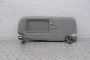 Изображение товара 143582 - 00143582 kozyrek solntsezaschitnyj Audi TT 2