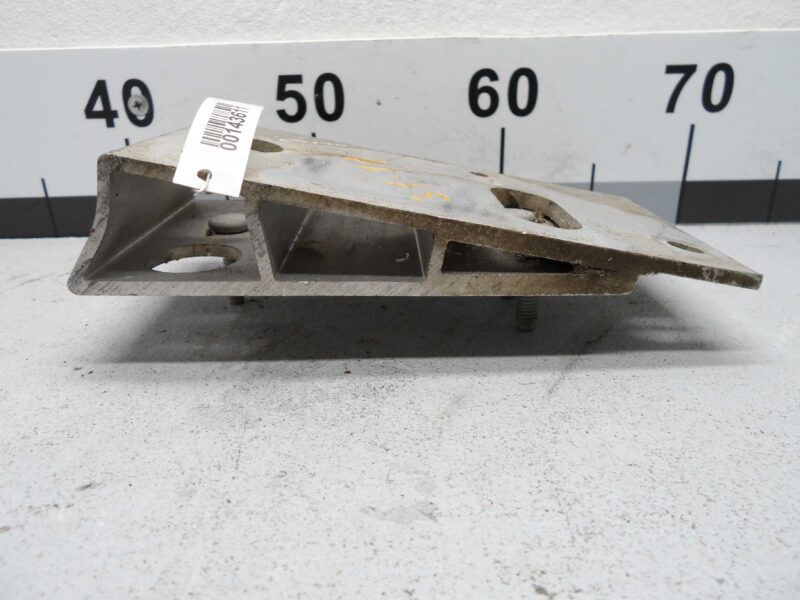 Изображение товара 143611 - 00143611 kronshtejn usilitelya zadnego bampera Mercedes SL