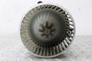 Изображение товара 143723 - 00143723 ventilyator otopitelya (motorchik pechki) Porsche Macan 3