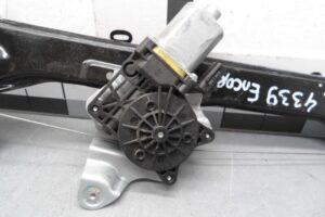 Изображение товара 143766 - 00143766 steklopodemnik perednij pravyj 2