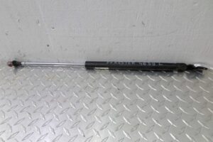 Изображение товара 143903 - 00143903 amortizator kryshki bagazhnika Peugeot 107