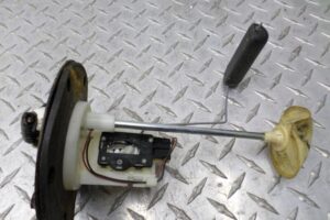 Изображение товара 143943 - 00143943 datchik urovnya topliva Peugeot 306 1