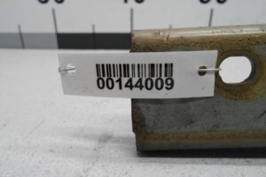 Изображение товара 144009 - 00144009 petlya kapota levaya Pontiac Vibe 1