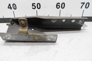 Изображение товара 144009 - 00144009 petlya kapota levaya Pontiac Vibe 3