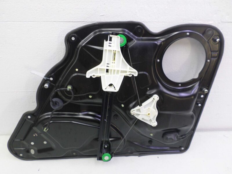 Изображение товара 144032 - 00144032 steklopodemnik zadnij levyj Volvo S40