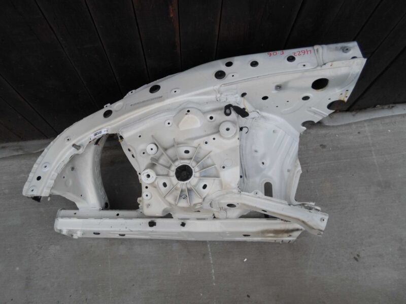 Изображение товара 144053 - 00144053 chetvert perednyaya pravaya