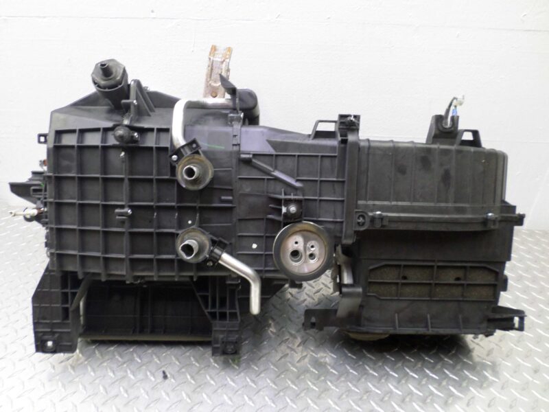 Изображение товара 144058 - 00144058 korpus otopitelya (pechki)