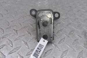 Изображение товара 144183 - 00144183 petlya dveri perednyaya Renault Sandero 2