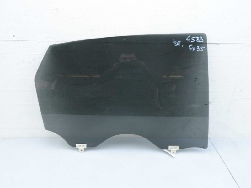 Изображение товара 144193 - 00144193 steklo dveri zadnej pravoj