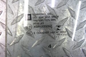 Изображение товара 144606 - 00144336 steklo dveri zadnej levoj 2