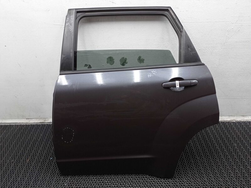 Изображение товара 144399 - 00144399 dver zadnyaya levaya Pontiac Vibe