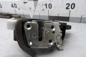 Изображение товара 144416 - 00144416 zamok dveri zadnej levoj Toyota Hiace