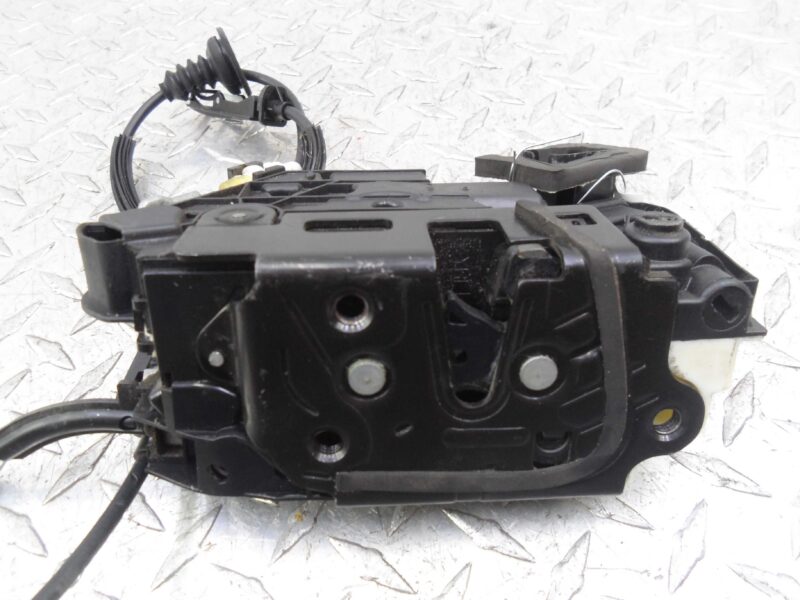 Изображение товара 144473 - 00144473 zamok dveri zadnej pravoj Volkswagen Sharan