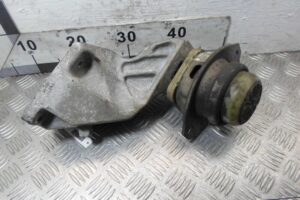 Изображение товара 144869 - 00144869 kronshtejn dvigatelya Audi Q5