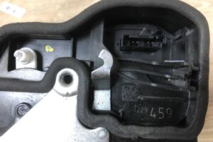 Изображение товара 144995 - 00144995 zamok dveri zadnej levoj 3