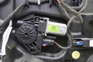 Изображение товара 145112 - 00145112 steklopodemnik zadnij pravyj Hyundai H1 2