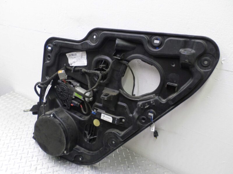 Изображение товара 145112 - 00145112 steklopodemnik zadnij pravyj Hyundai H1