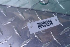 Изображение товара 145249 - 00145249 steklo dveri zadnej pravoj Dodge Nitro 1