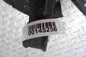 Изображение товара 145256 - 00145256 kulak povorotnyj pravyj Subaru Legacy 1