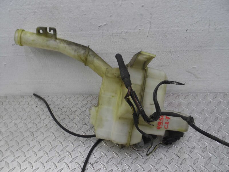 Изображение товара 145260 - 00145260 bachok omyvatelya Citroen Berlingo