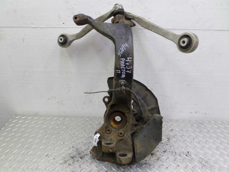 Изображение товара 145297 - 00145297 kulak povorotnyj levyj Toyota Carina E