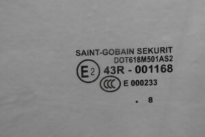 Изображение товара 145425 - 00145425 steklo dveri perednej levoj Toyota Matrix 2