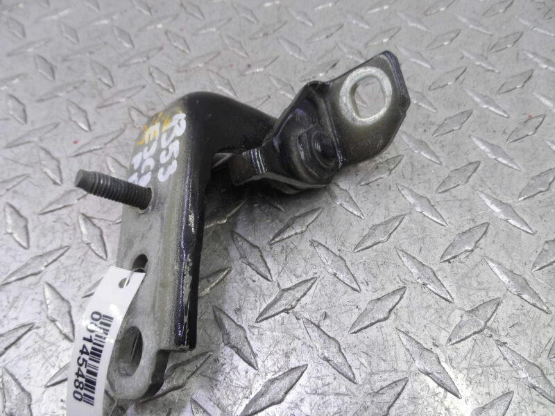 Изображение товара 145480 - 00145480 petlya dveri perednyaya