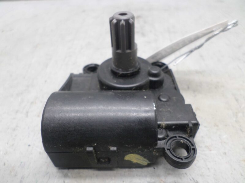 Изображение товара 145493 - 00145493 motorchik zaslonki pechki Pontiac TransSport